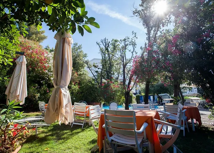 Grand De Rose Hotel 4*