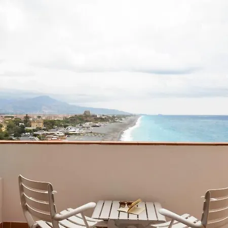 Grand De Rose Hotell 4*