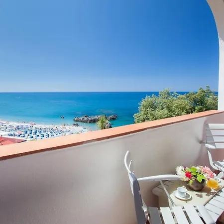 Grand De Rose Hotel 4*