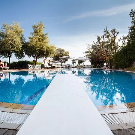 Grand De Rose Hotell Scalea