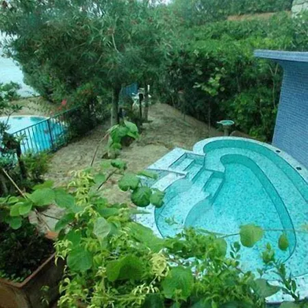 Grand De Rose 4*