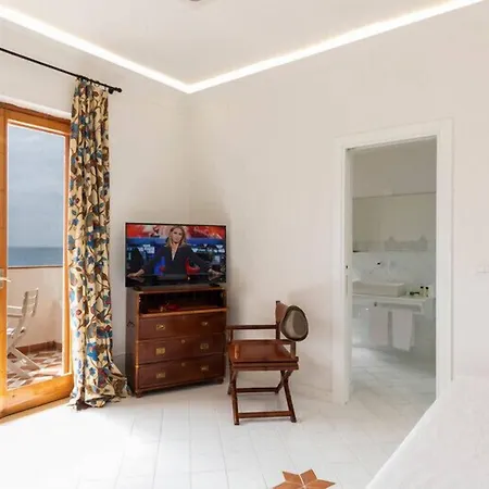 Grand De Rose 4* Scalea