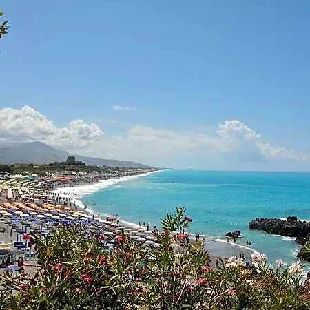 Grand De Rose Ξενοδοχείο 4*