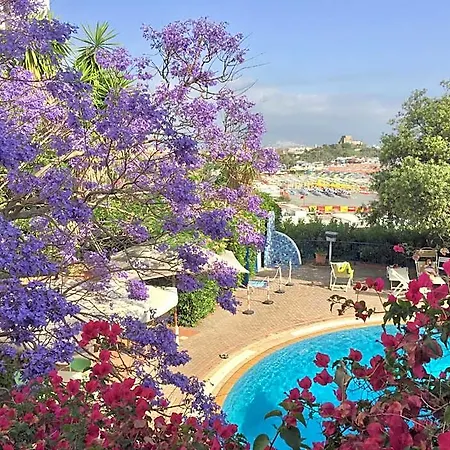 Grand De Rose 4* Scalea