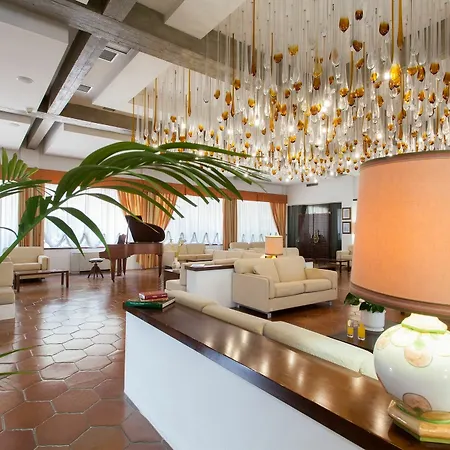 Grand De Rose Hotel Scalea