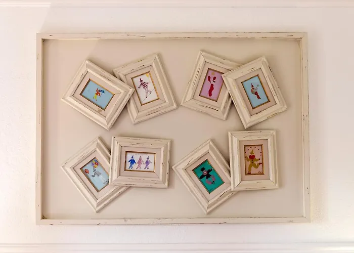 Hotel Grand De Rose 4*