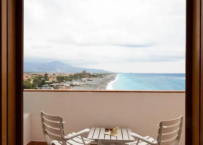 Grand De Rose Hotel 4*