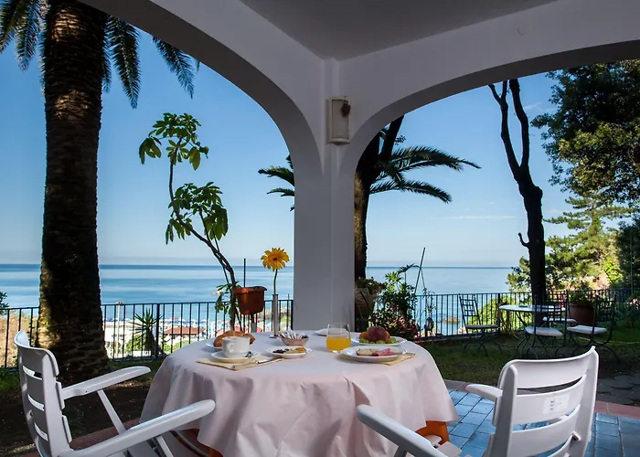 Grand De Rose 4* Scalea